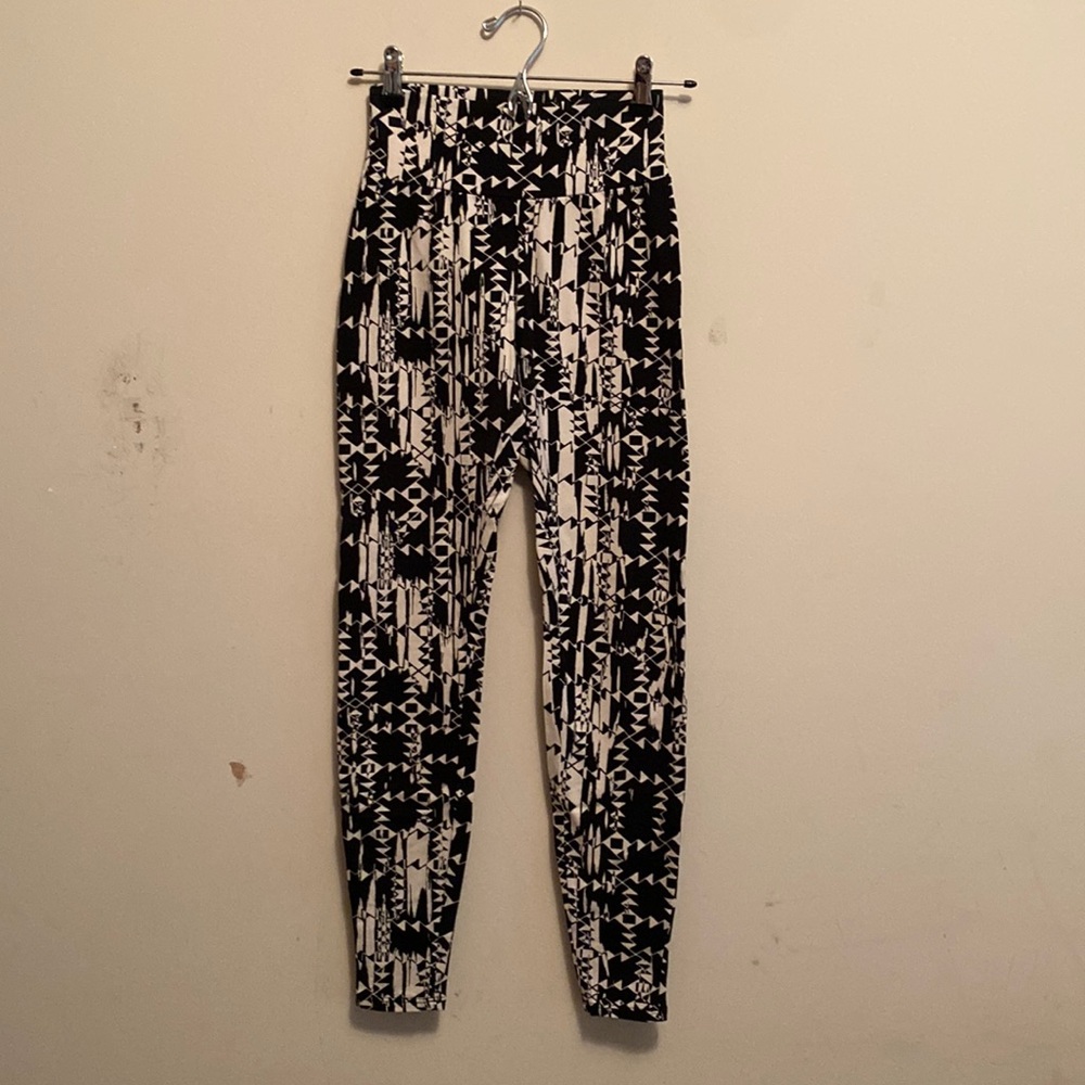 Lily White Leggings